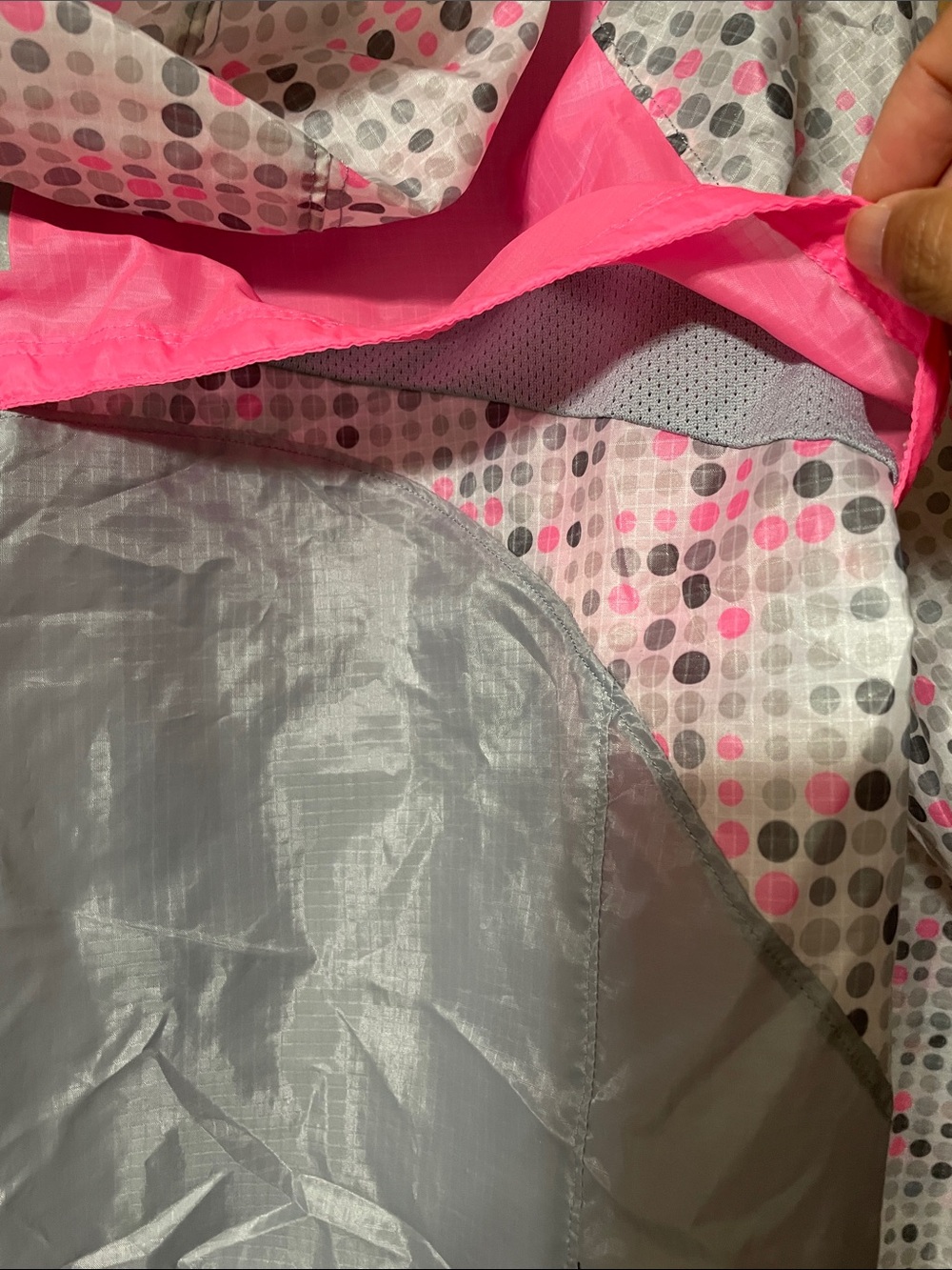 Under Armour Girls Pink & Gray Hooded Windbreaker Jacket - Picture 7 of 8